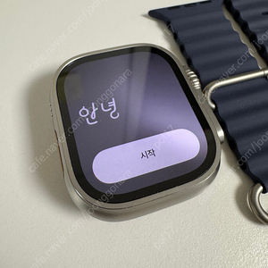 애플워치 울트라2 티타늄 오션밴드 팝니다. (3달 사용) 보증기간 넉넉합니다.