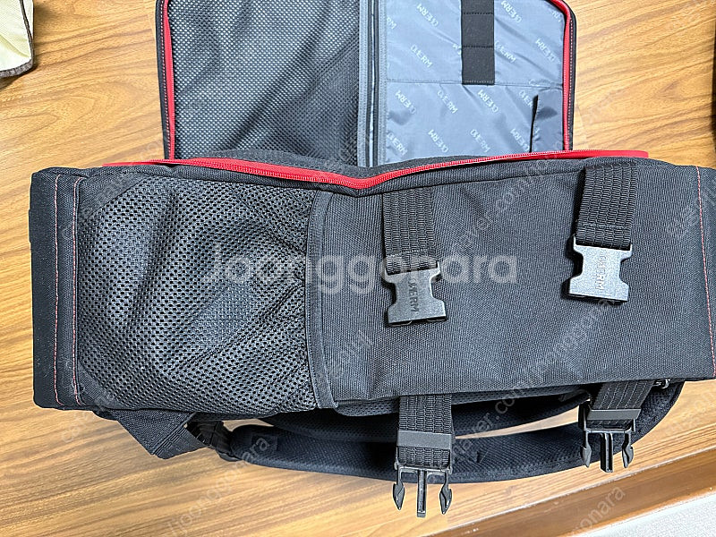 원알엠 백팩 판매합니다.(몬스터40 백팩)--5