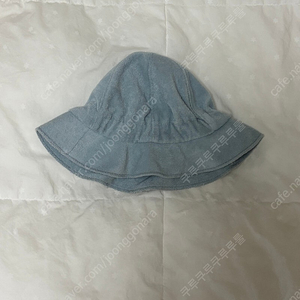 꼬숑 테리 버킷햇 스카이