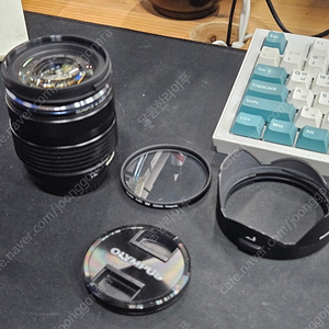 올림푸스 12-40 F2.8 PRO 마이크로포서드 렌즈