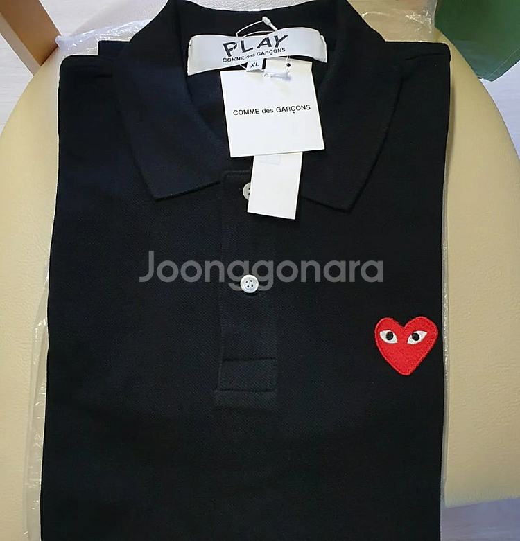 [꼼데가르송] 반팔 카라티 블랙 새상품 팝니다--0