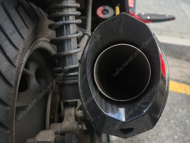 pcx 25년식 ixil 익실 머플러 신품급 판매합니다--1