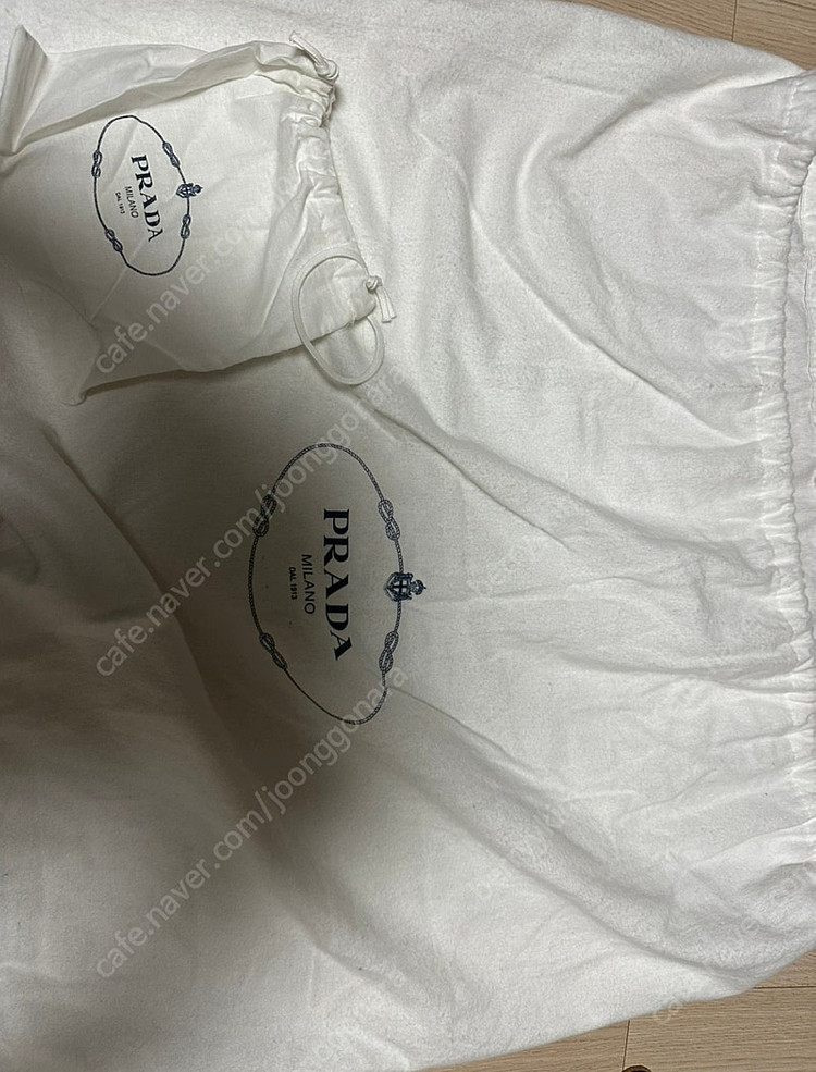 프라다 비텔로다이노백(파주 롯데 아울렛 구매) 이미지