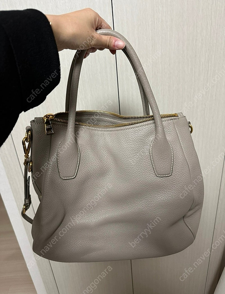 프라다 비텔로다이노백(파주 롯데 아울렛 구매) 이미지