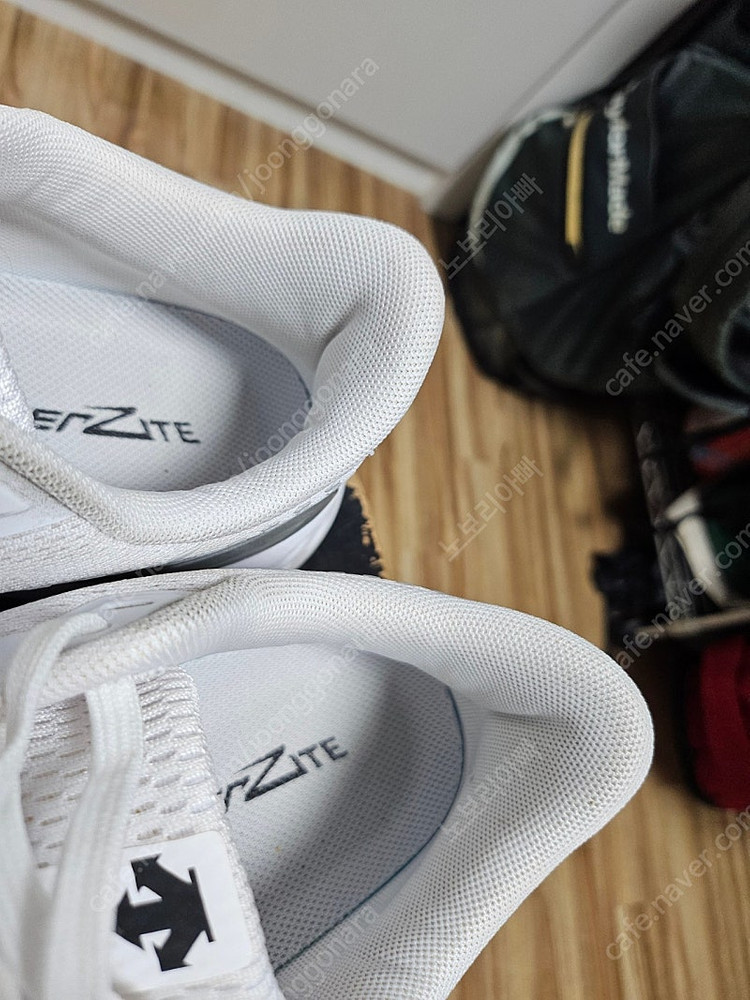 데상트 런닝화 에너자이트 슈퍼 v2 265mm 이미지