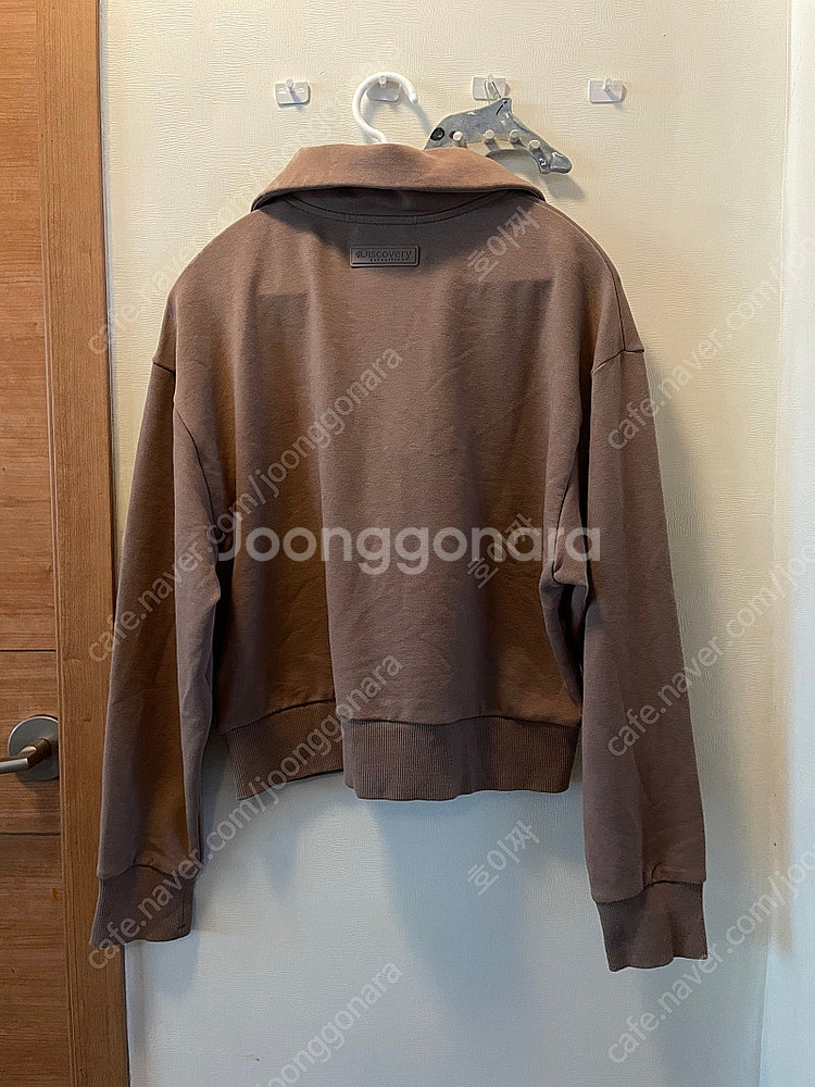 [새상품] 디스커버리 세미크롭 반집업맨투맨 여성 오버핏...--2