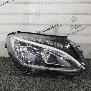 벤츠 C클래스 W205 조수석 LED헤드라이트 (A 205 906 74 03) 팝니다.