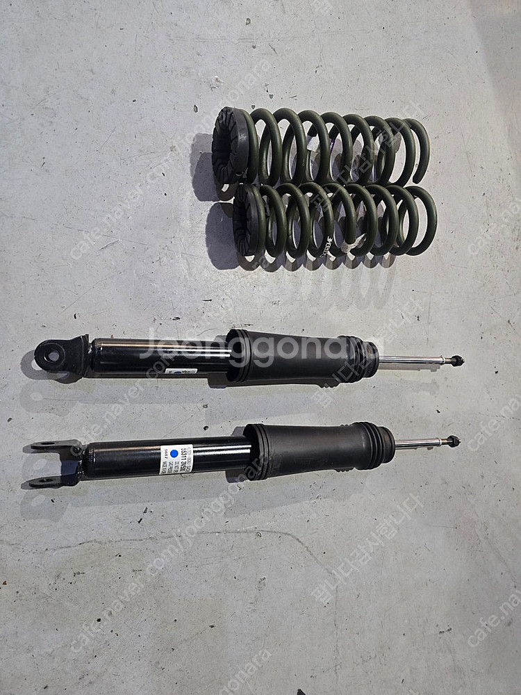 HG다운스프링 판매합니다.--0