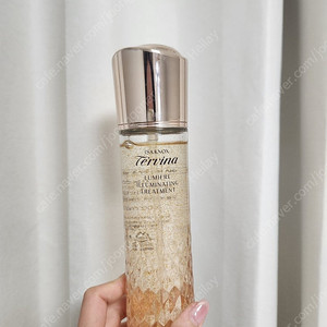 이자녹스 테르비나 루미에 광채 트리트먼트 200ml 조금 사용/편의점 반값택배비포함 50000원