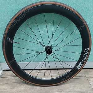 DT Swiss ARC1600 앞휠 판매합니다