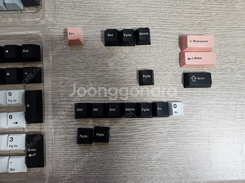 청주 pbt키캡 미사용 두가지 일괄 팝니다--4