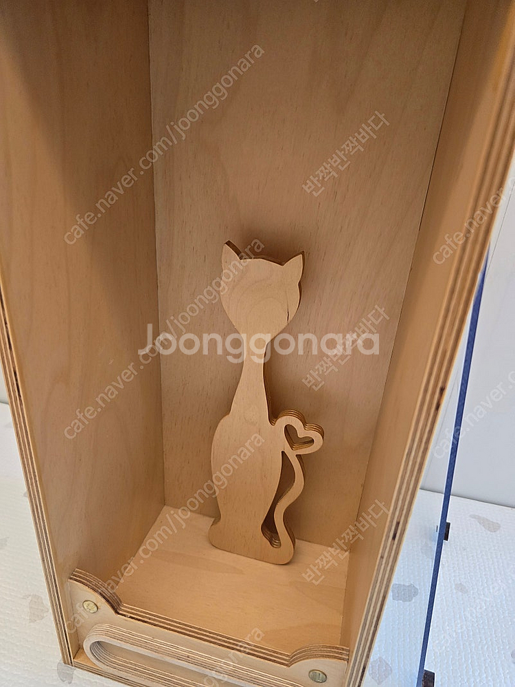 베이비돌 우드보관함, 진열케이스, 행거 판매합니다--0