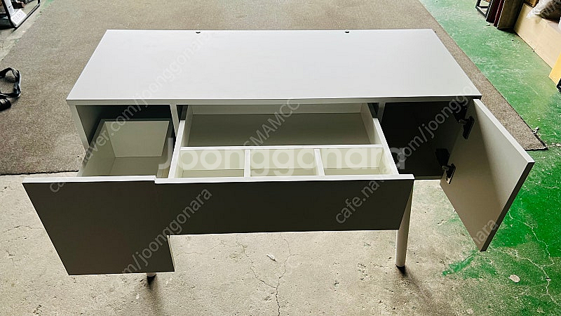 화이트 화장대--1