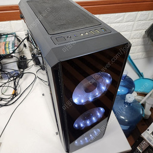 i5 8600k, 2060 본체 팝니다
