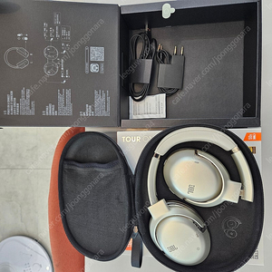 JBL TOUR ONE M2 블루투스 노이즈캔슬링 헤드폰 헤드셋 판매