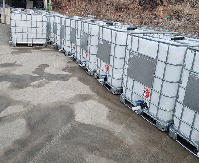 iBC 1톤 탱크 물탱크 적재함 여러가지용도로 사용가능해요-김포 물탱크 이미지