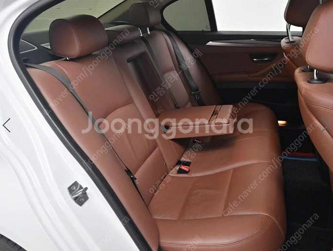 중고차 BMW 5시리즈(6세대) 520d 부부중고차 중...--4