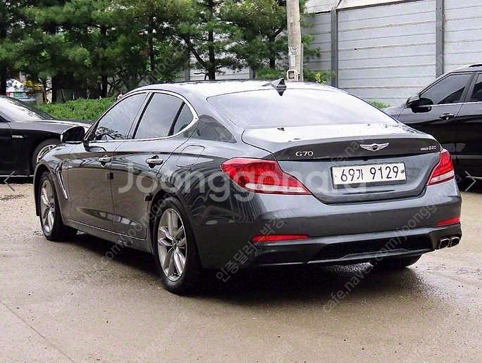 중고차 제네시스 G70 2.2D AWD 슈프림 부부중고...--1