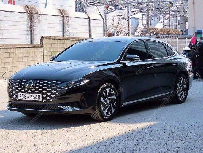 중고차 현대 더 뉴그랜저IG 하이브리드 2.4 HEV 르블랑 부부중고차 중고차할부 ★ 여유자금 ★ 수원 ★ 이미지