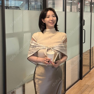 반목 캡소매 크림베이지 니트팝니다