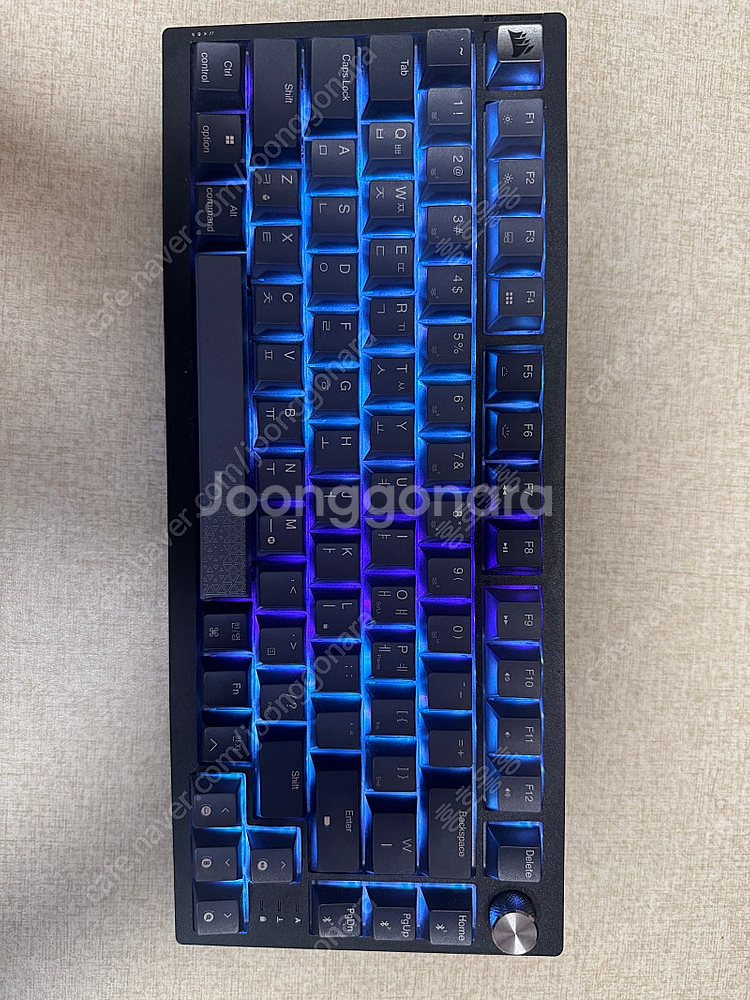 CORSAIR k65 plus 키보드 팝니다.--1
