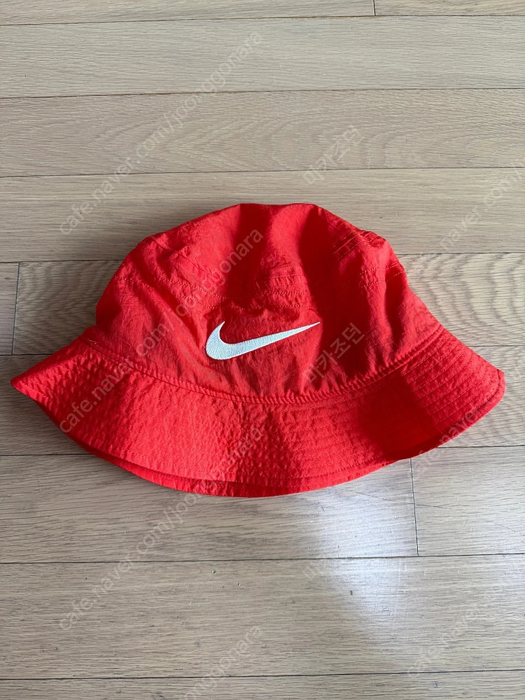 [L/XL] 나이키 x 스투시 나투시 버킷햇 하바네로 레드 이미지