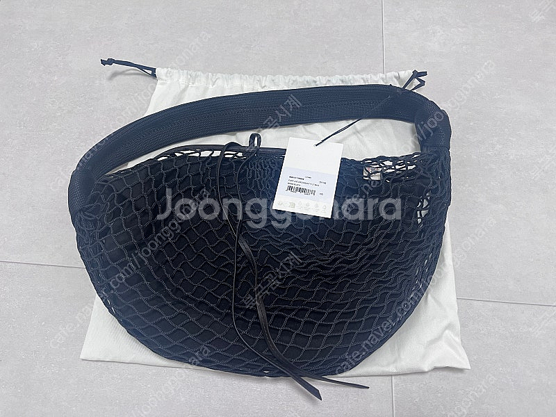 르메르 포춘 크루아상 필트 네트백 블랙--1