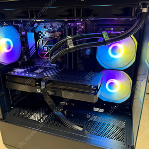 개인 라이젠 9600x rtx5070 게이밍 컴퓨터