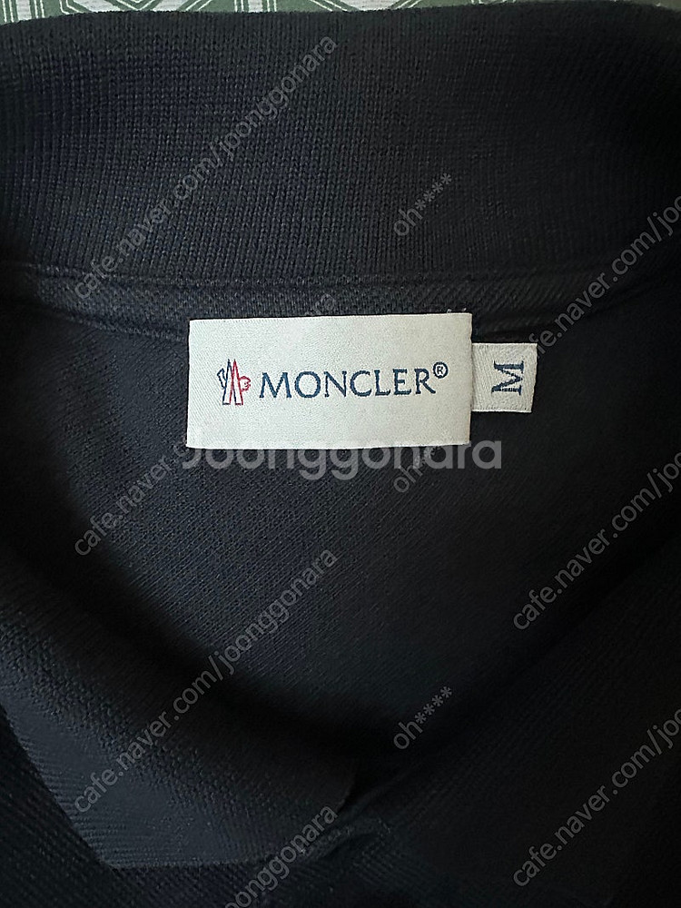 (정품) 몽클레어 남성 pk카라티 M사이즈 매장판 급처--2