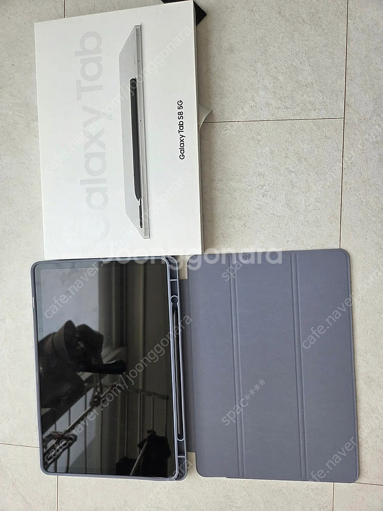 (마지막 가격내림)갤럭시 탭 S8 5G 실버 키보드 케이스 포함--5