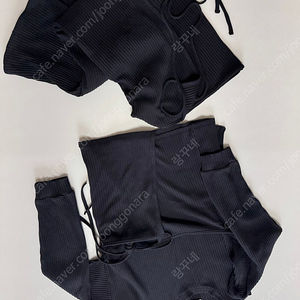 베이스레인지 랩티셔츠 브릭스커트 세트 블랙 13만 (반택포)