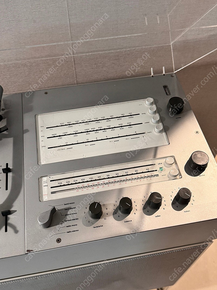 디터람스 브라운 턴테이블 오디오2+L46 스피커 세트 이미지