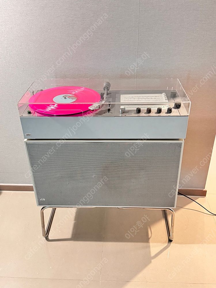 디터람스 브라운 턴테이블 오디오2+L46 스피커 세트 이미지