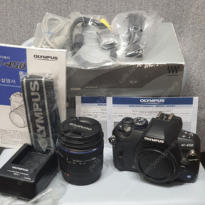 올림푸스 미러리스 바디 E-450 +14-42mm (미사용 신품)