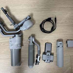 DJI RS4 mini combo 및 악세사리 판매