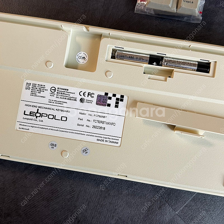 레어폴드 fc750rbt 화이트 (갈축)--1