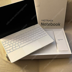 빅트랙 신형 새제품 노트북 미개봉 단순개봉 화이트 랩탑 윈도우11 램8GB NVme256GB