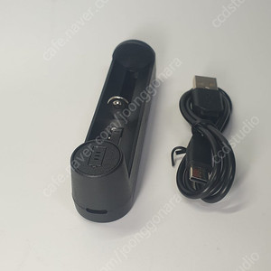 PowerKAN C1 배터리 충전기 3.7V 18650 26650/21700 호환