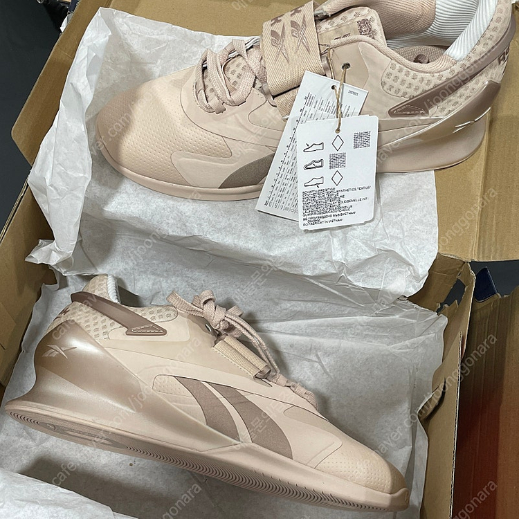 리복 레거시리프트 역도화 260 이미지