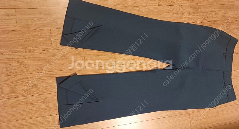 럭키슈에뜨 팬츠--4