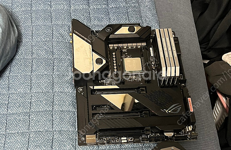 라이젠 7 5700X3D CPU+X570 Crossha...--0