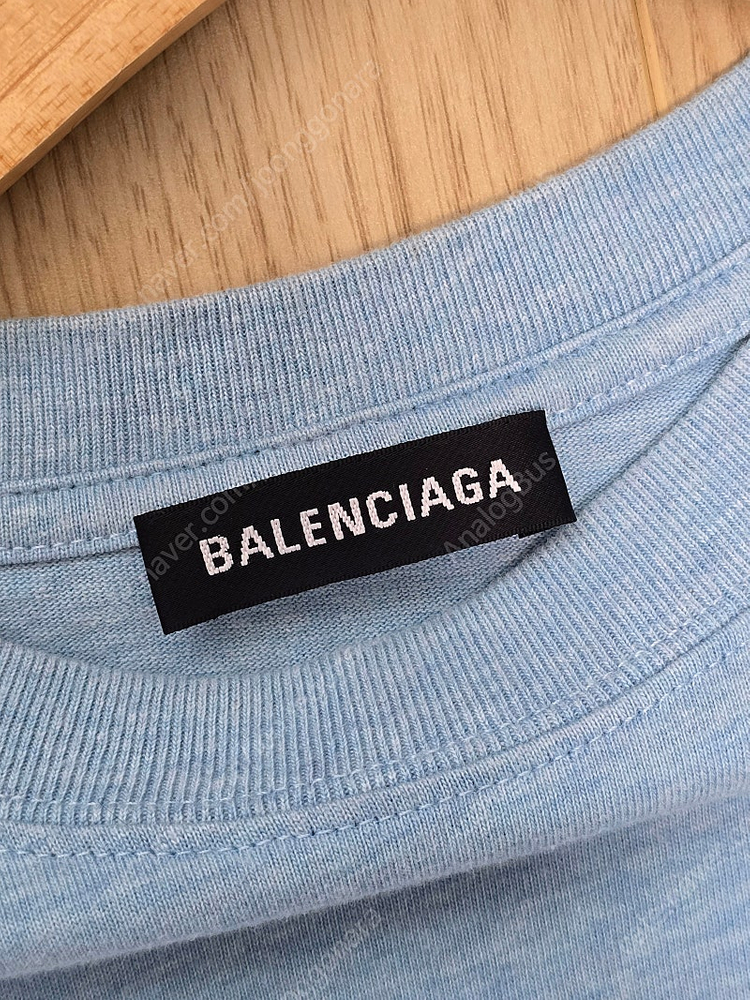 발렌시아가 반팔티셔츠 L사이즈--4