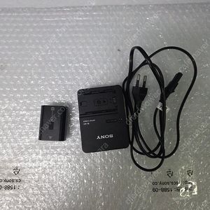 소니fz100 배터리 소니bcqz1 충전기 각각판매합니다