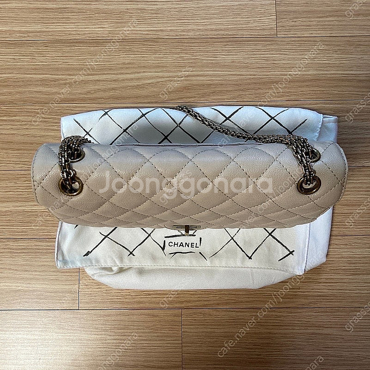 샤넬 빈티지 미디움 베이지--3