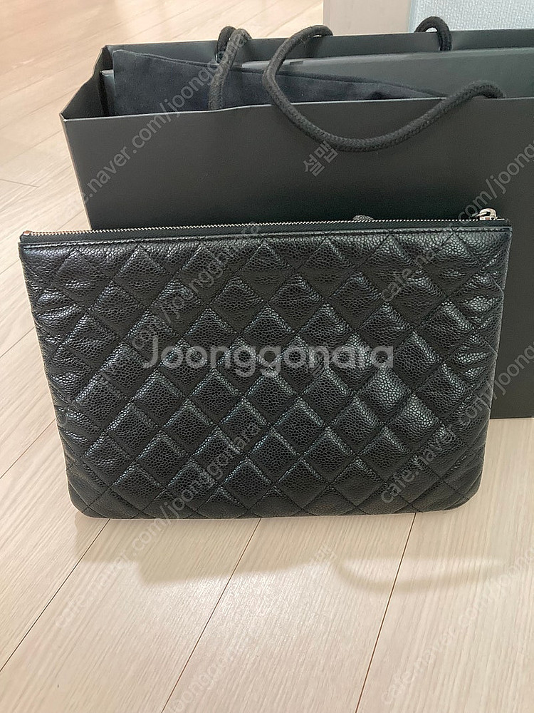 샤넬 캐비어 클러치--1