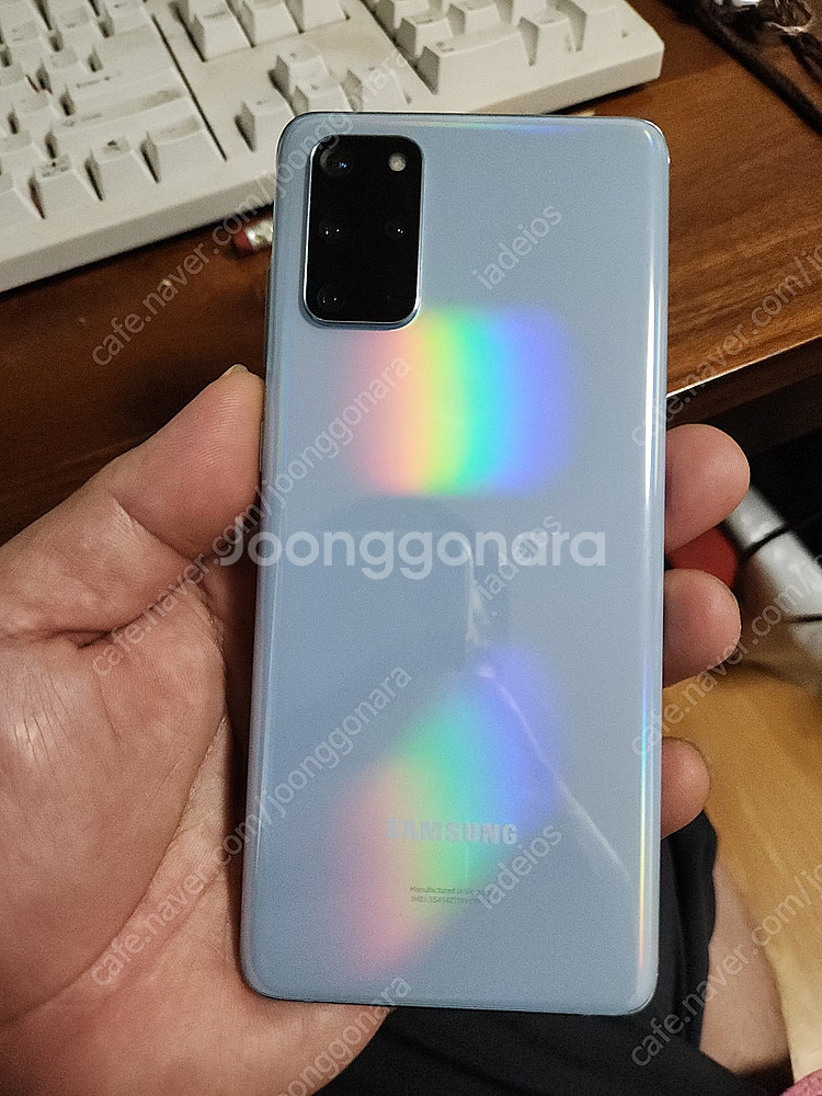 갤럭시 s20+ 액정 파손폰 부품폰 7만원 팝니다.--3