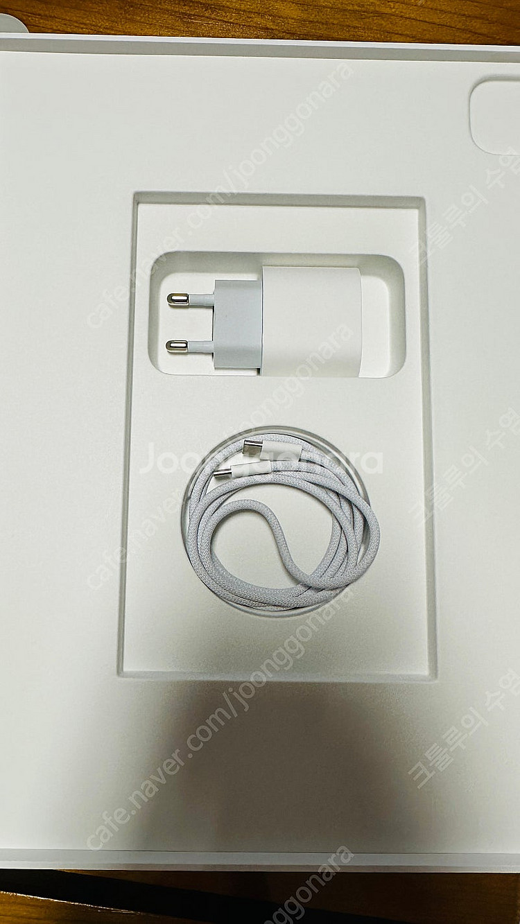 애플 아이패드 프로 13인치 7세대 M4 wifi 모델...--2