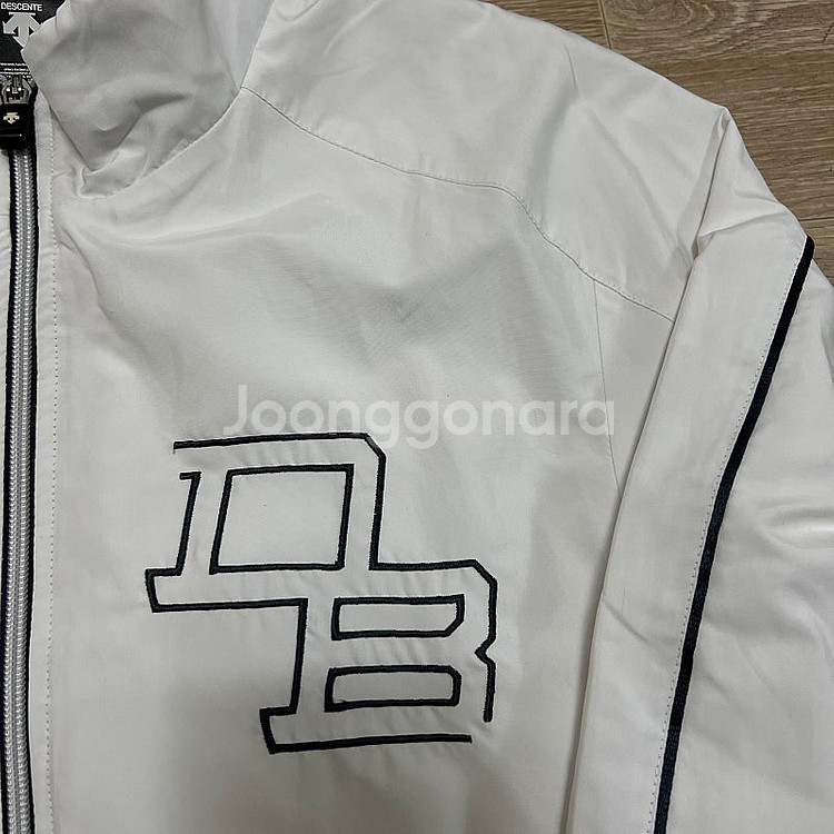 데상트 DB 로고 바람막이 집업자켓 (화이트) XL/1...--3