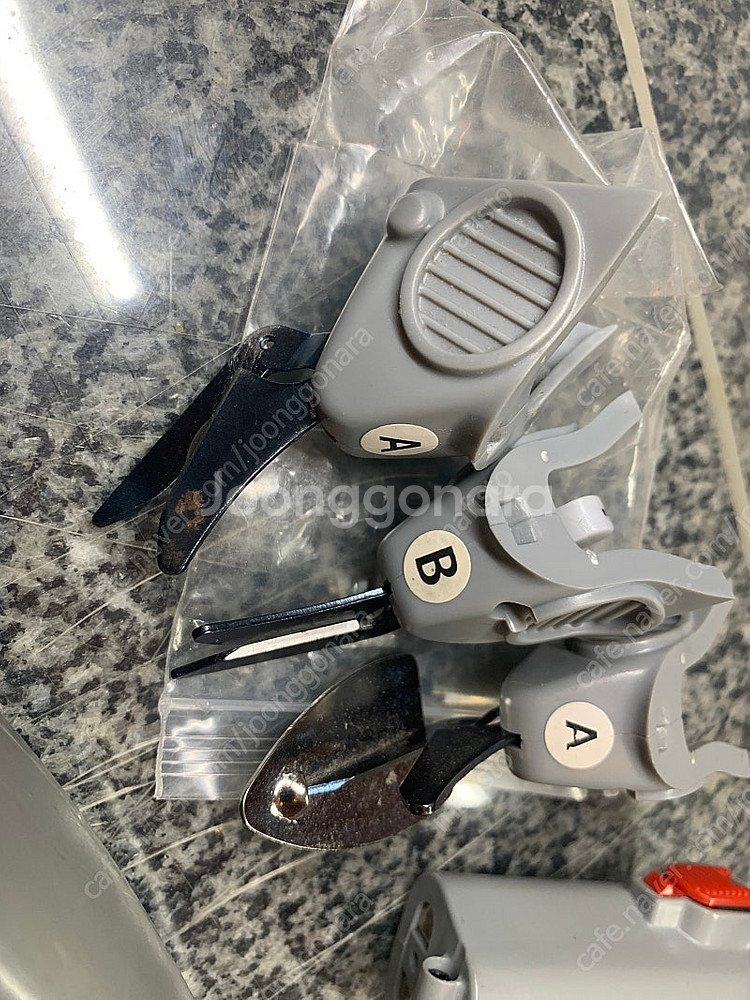 천 및 일부가죽등 재단을 위한 WBT 전동가위 풀세트--1