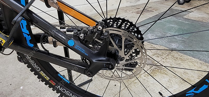 캐니언(CANYON) MTB 풀샥/풀카본 프레임 판매합니다--4